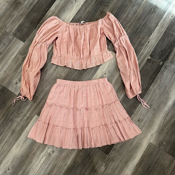 HYFVE Dresses & Skirts - HYFVE Blush Off-Shoulder Skirt Set